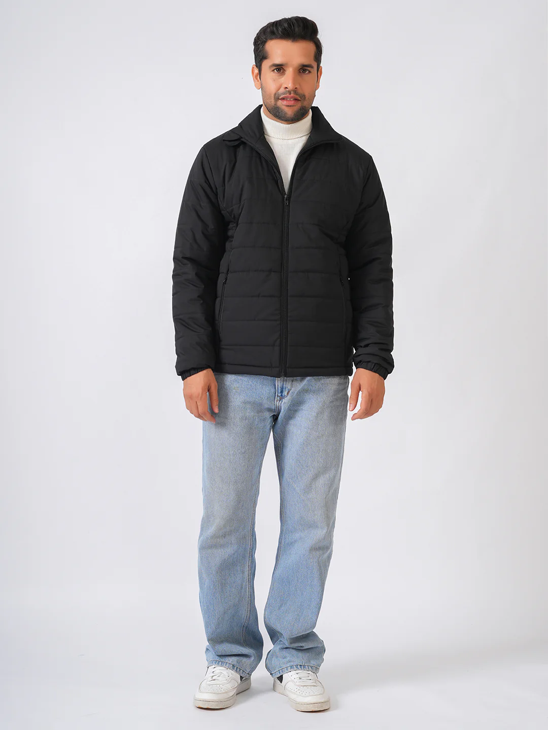 Black Solid Lightweight Puffer Jacket - Image 4
